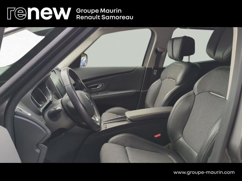 Photo 17 de l’annonce de RENAULT Grand Scenic d’occasion à vendre à SAMOREAU