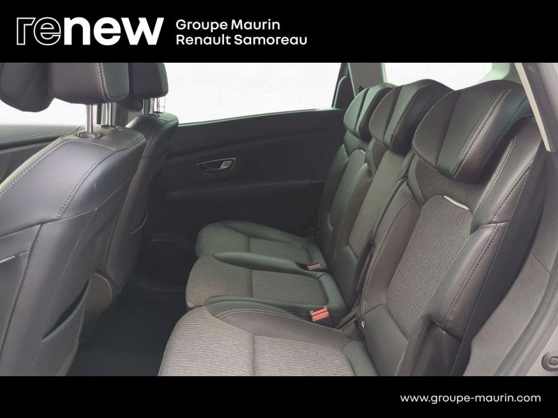 Photo 19 de l’annonce de RENAULT Grand Scenic d’occasion à vendre à SAMOREAU