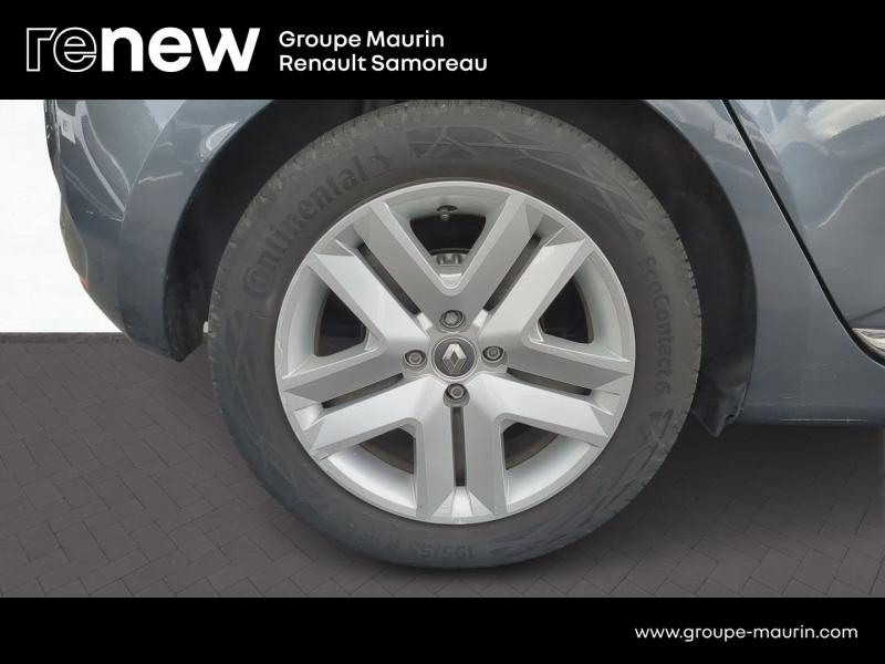 Photo 7 de l’annonce de RENAULT Clio d’occasion à vendre à SAMOREAU