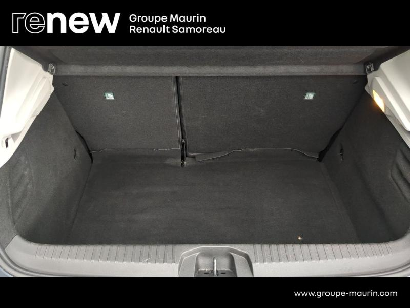 Photo 8 de l’annonce de RENAULT Clio d’occasion à vendre à SAMOREAU