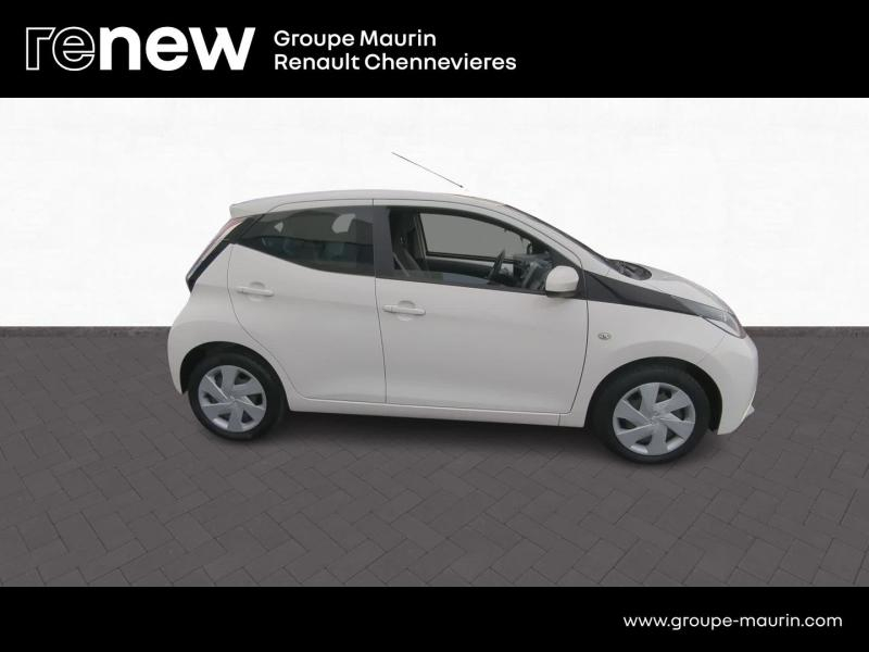 Photo 3 de l’annonce de TOYOTA Aygo d’occasion à vendre à CHENNEVIÈRES-SUR-MARNE