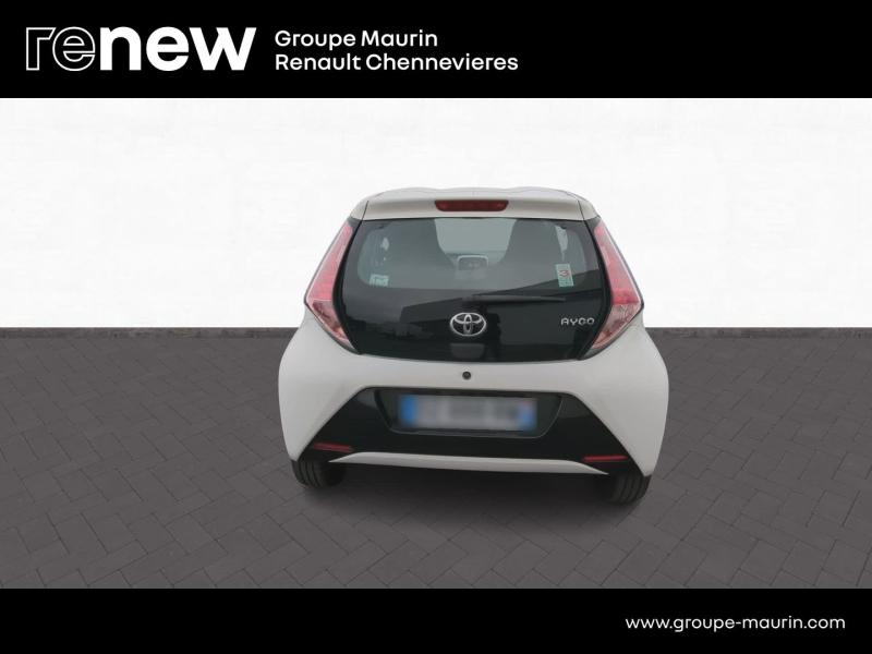 Photo 4 de l’annonce de TOYOTA Aygo d’occasion à vendre à CHENNEVIÈRES-SUR-MARNE