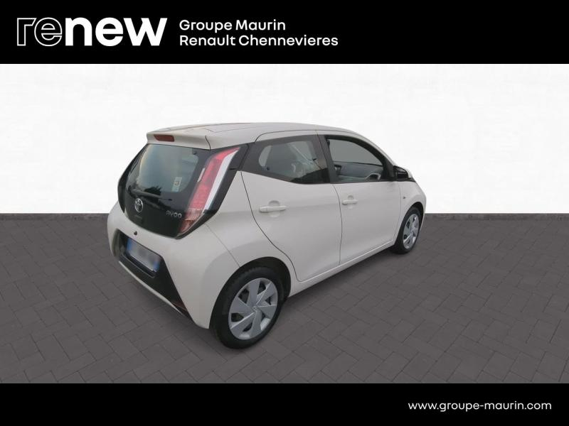 Photo 5 de l’annonce de TOYOTA Aygo d’occasion à vendre à CHENNEVIÈRES-SUR-MARNE