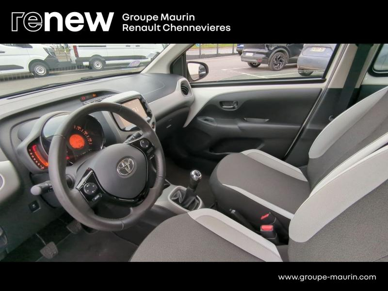 Photo 10 de l’annonce de TOYOTA Aygo d’occasion à vendre à CHENNEVIÈRES-SUR-MARNE