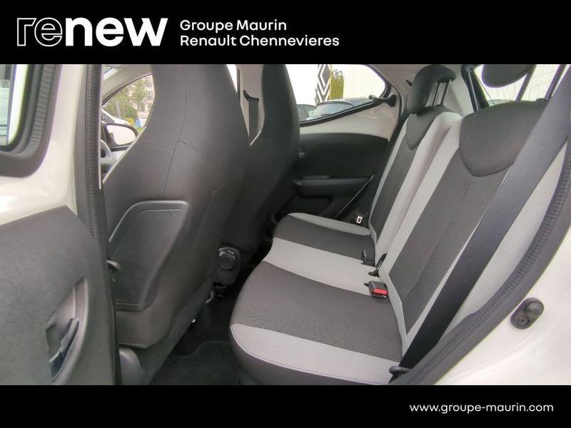 Photo 11 de l’annonce de TOYOTA Aygo d’occasion à vendre à CHENNEVIÈRES-SUR-MARNE