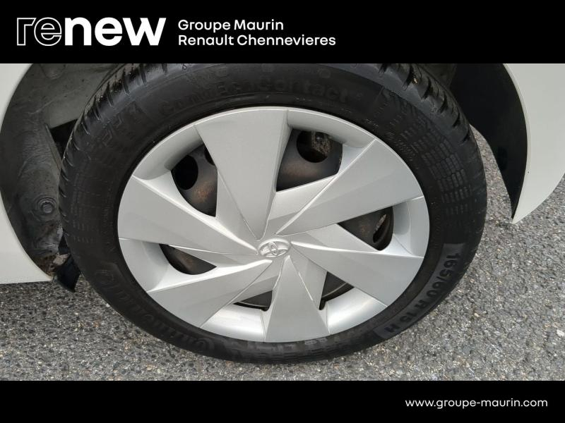 Photo 14 de l’annonce de TOYOTA Aygo d’occasion à vendre à CHENNEVIÈRES-SUR-MARNE