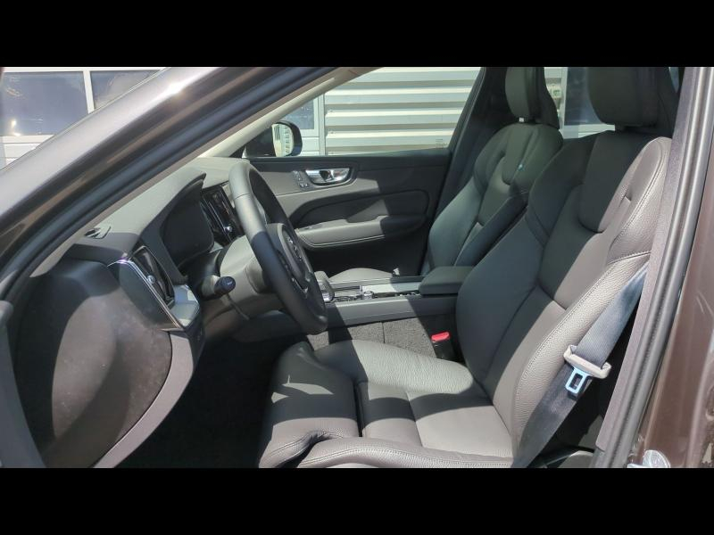 Photo 5 de l’annonce de VOLVO XC60 d’occasion à vendre à FRÉJUS
