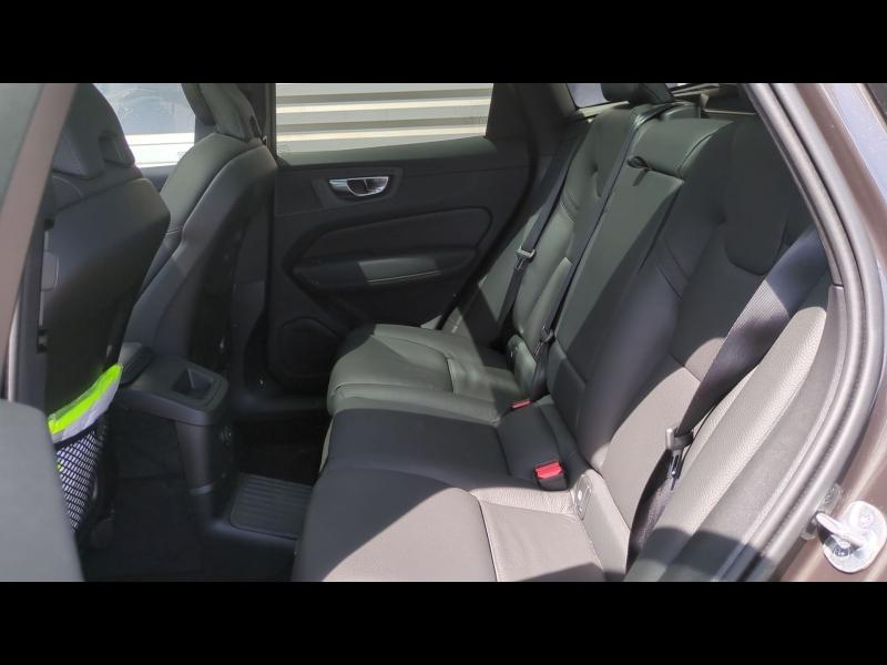 Photo 6 de l’annonce de VOLVO XC60 d’occasion à vendre à FRÉJUS