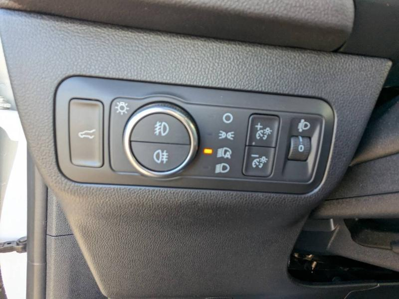 Photo 14 de l’annonce de FORD Kuga d’occasion à vendre à FRÉJUS