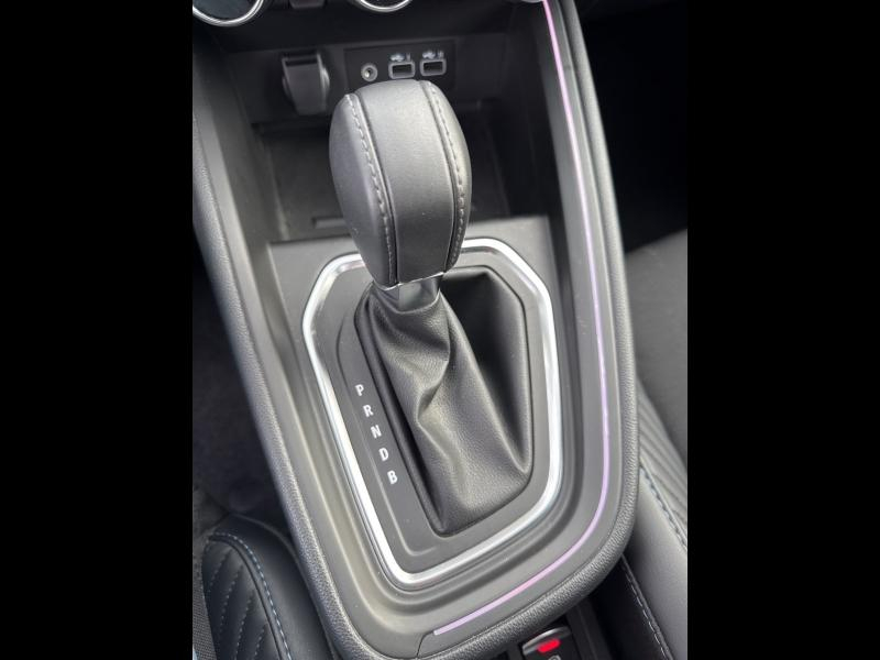 Photo 18 de l’annonce de RENAULT Clio d’occasion à vendre à TOULON