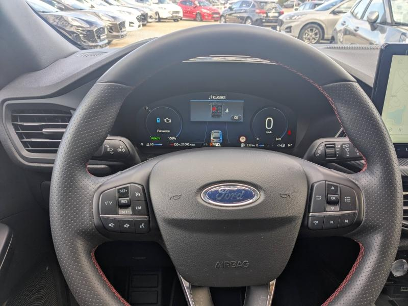 Photo 6 de l’annonce de FORD Kuga d’occasion à vendre à AVIGNON