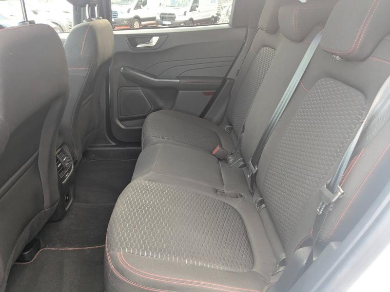 Photo 9 de l’annonce de FORD Kuga d’occasion à vendre à AVIGNON