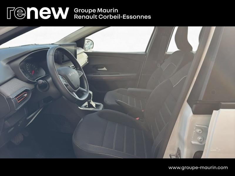 Photo 11 de l’annonce de DACIA Sandero d’occasion à vendre à CORBEIL-ESSONNES