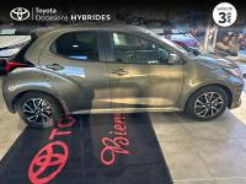 Photo 8 de l’annonce de TOYOTA Yaris d’occasion à vendre à LATTES
