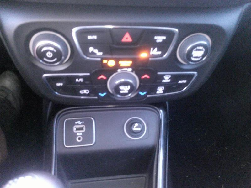 Photo 6 de l’annonce de JEEP Compass d’occasion à vendre à PERPIGNAN