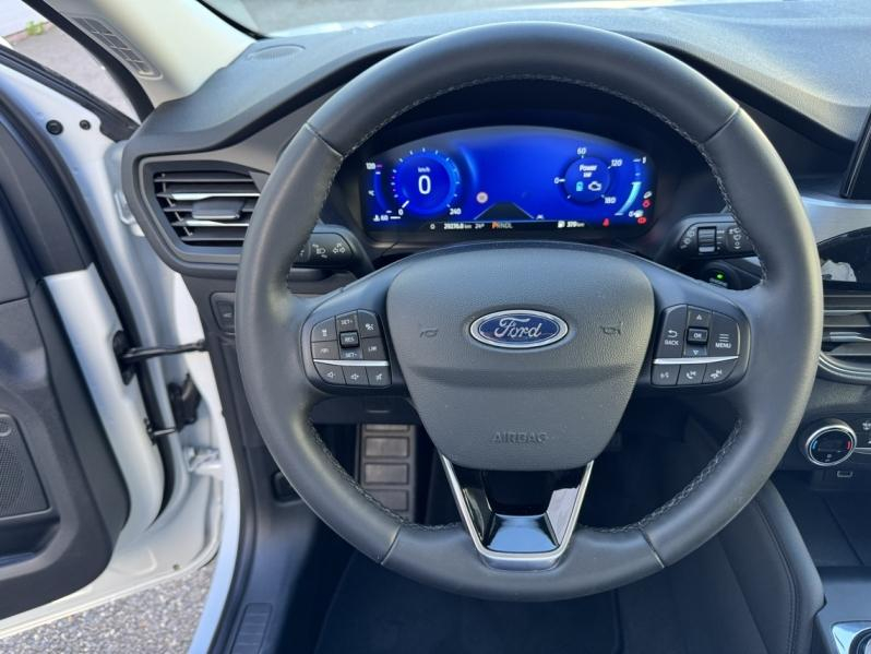 Photo 10 de l’annonce de FORD Kuga d’occasion à vendre à NARBONNE