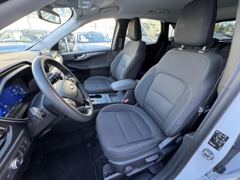 Photo 18 de l’annonce de FORD Kuga d’occasion à vendre à NARBONNE