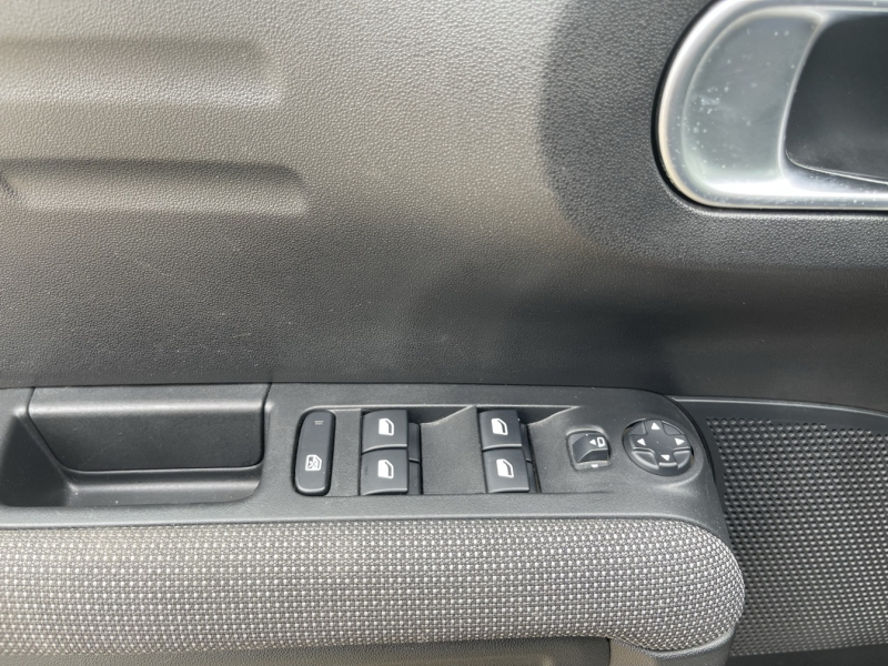 group.seo.links.detann.title Photo 14 de l’annonce de CITROEN C3 Aircross d’occasion à vendre à ORANGE