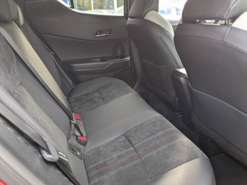 Photo 7 de l’annonce de TOYOTA C-HR d’occasion à vendre à AIX-EN-PROVENCE