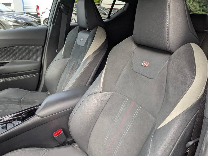 Photo 14 de l’annonce de TOYOTA C-HR d’occasion à vendre à AIX-EN-PROVENCE