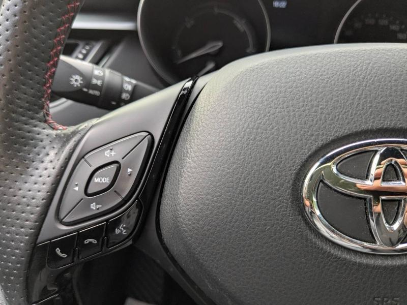 Photo 17 de l’annonce de TOYOTA C-HR d’occasion à vendre à AIX-EN-PROVENCE