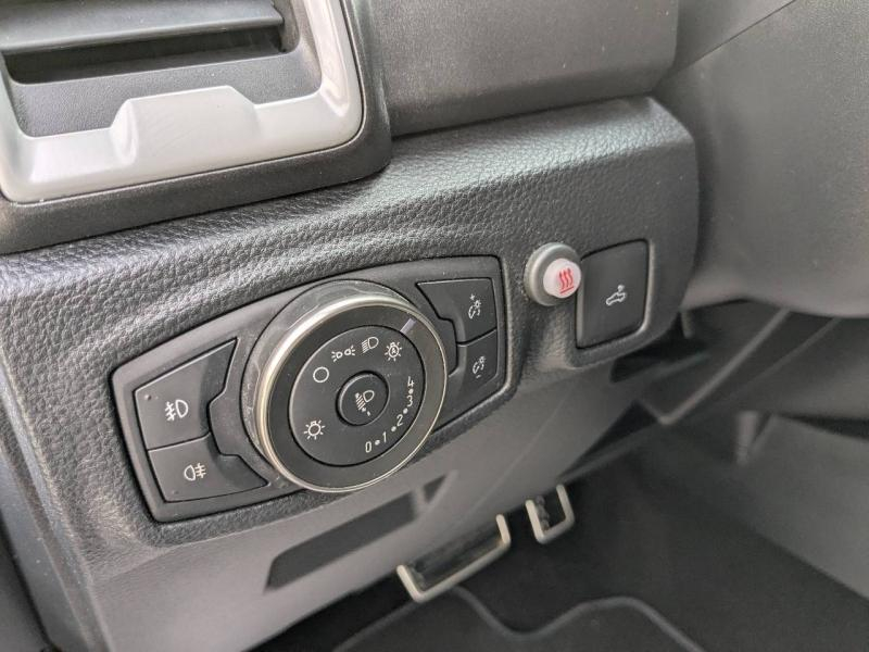 Photo 12 de l’annonce de FORD Ranger VUL d’occasion à vendre à AIX-EN-PROVENCE