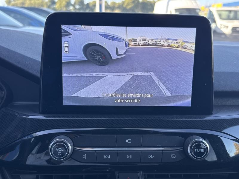 Photo 14 de l’annonce de FORD Kuga d’occasion à vendre à VITROLLES