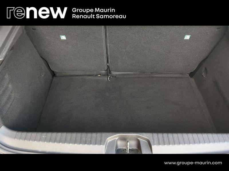Photo 9 de l’annonce de RENAULT Clio d’occasion à vendre à SAMOREAU