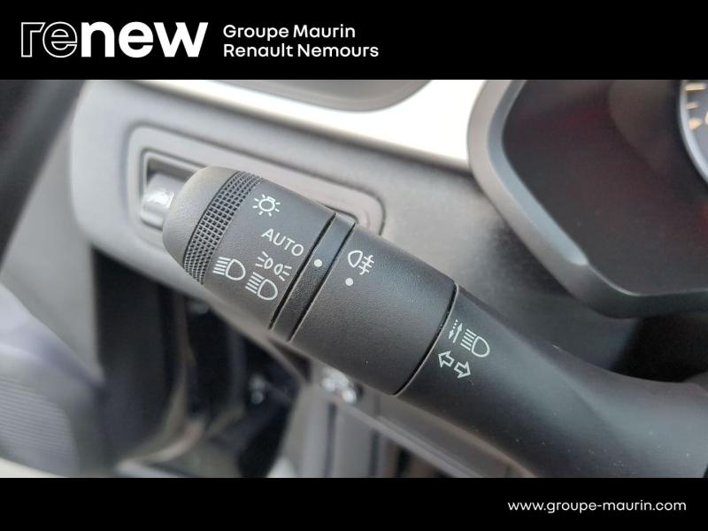 Photo 17 de l’annonce de RENAULT Captur d’occasion à vendre à SAINT PIERRE LES NEMOURS