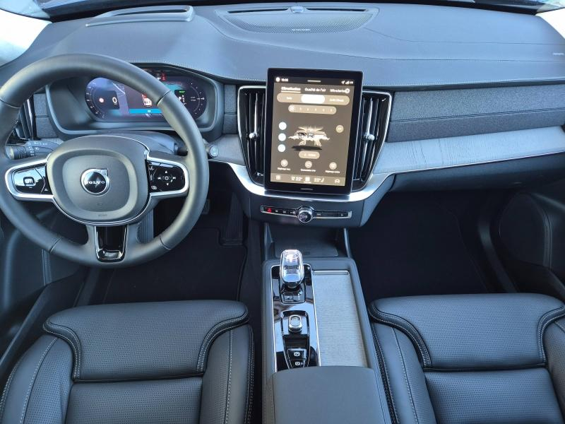 Photo 4 de l’annonce de VOLVO XC90 d’occasion à vendre à AVIGNON