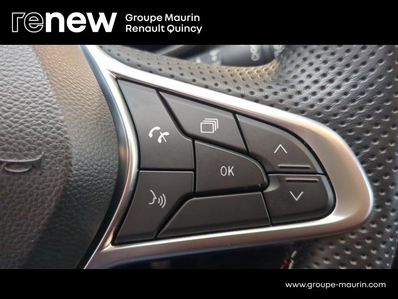 Photo 12 de l’annonce de RENAULT Clio d’occasion à vendre à QUINCY-SOUS-SÉNART