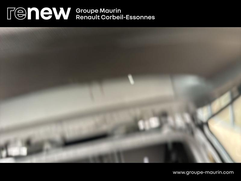 Photo 15 de l’annonce de RENAULT Espace d’occasion à vendre à CORBEIL-ESSONNES