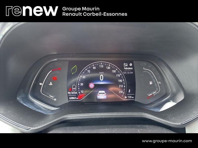 Photo 20 de l’annonce de RENAULT Clio d’occasion à vendre à CORBEIL-ESSONNES