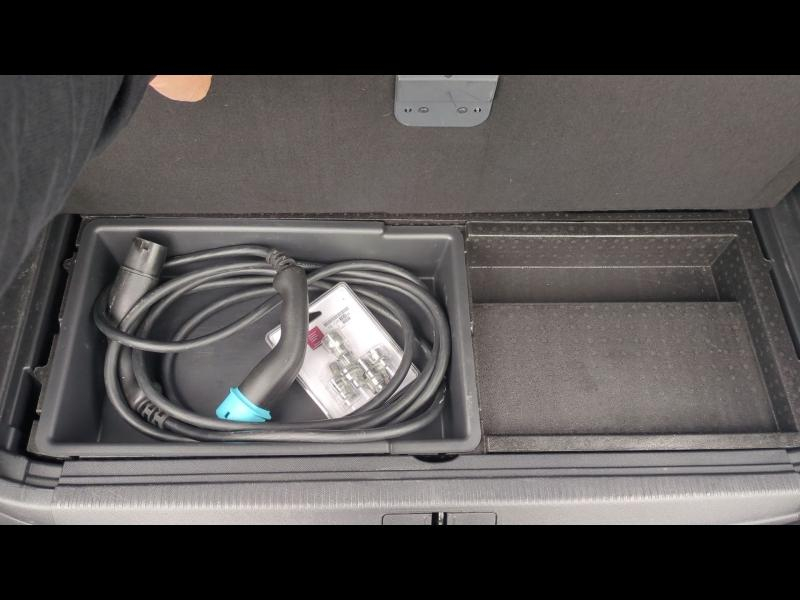 Photo 18 de l’annonce de PEUGEOT 3008 d’occasion à vendre à CHENNEVIÈRES-SUR-MARNE