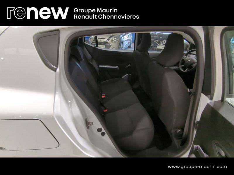 Photo 12 de l’annonce de DACIA Sandero d’occasion à vendre à CHENNEVIÈRES-SUR-MARNE
