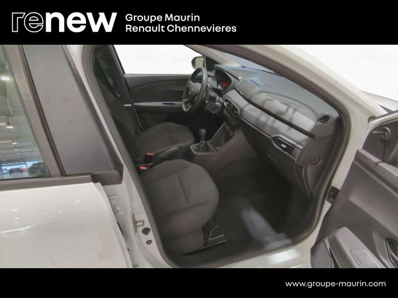 Photo 13 de l’annonce de DACIA Sandero d’occasion à vendre à CHENNEVIÈRES-SUR-MARNE