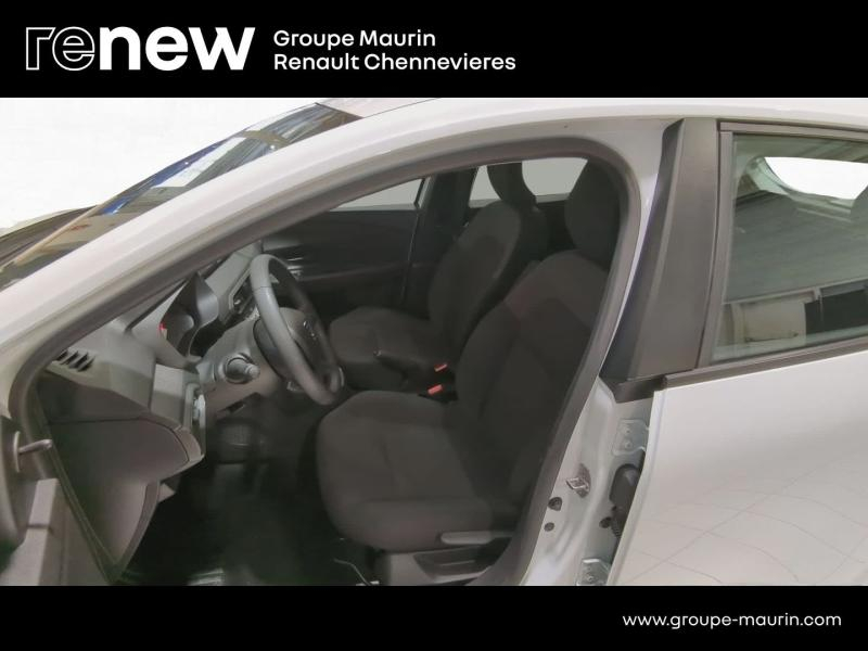 Photo 17 de l’annonce de DACIA Sandero d’occasion à vendre à CHENNEVIÈRES-SUR-MARNE