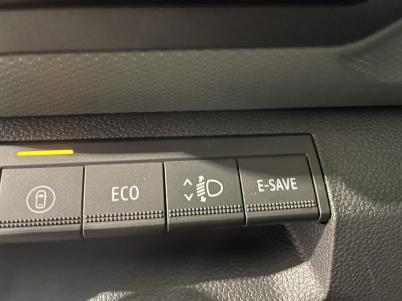 Photo 14 de l’annonce de DACIA Duster d’occasion à vendre à CHENNEVIÈRES-SUR-MARNE