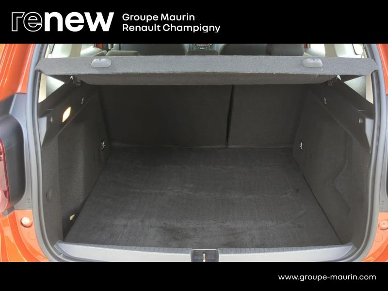 Photo 15 de l’annonce de DACIA Duster d’occasion à vendre à CHAMPIGNY-SUR-MARNE