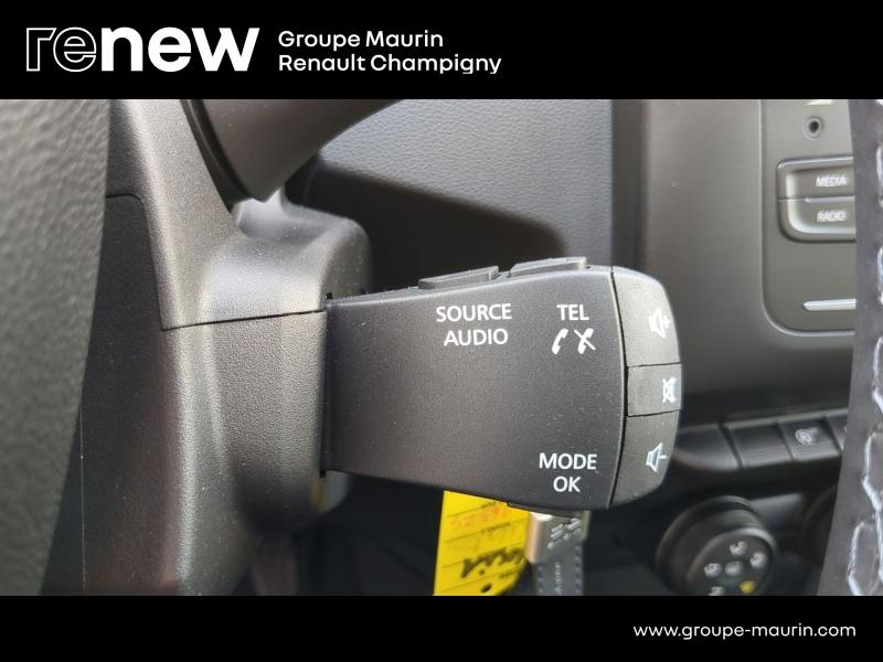 Photo 19 de l’annonce de DACIA Duster d’occasion à vendre à CHAMPIGNY-SUR-MARNE