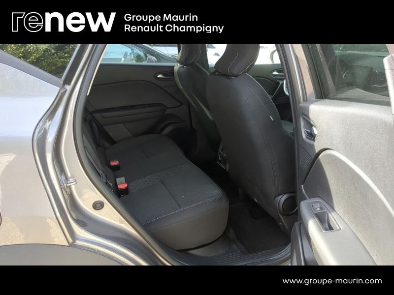 Photo 11 de l’annonce de RENAULT Captur d’occasion à vendre à CHAMPIGNY-SUR-MARNE