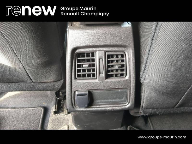 Photo 12 de l’annonce de RENAULT Captur d’occasion à vendre à CHAMPIGNY-SUR-MARNE