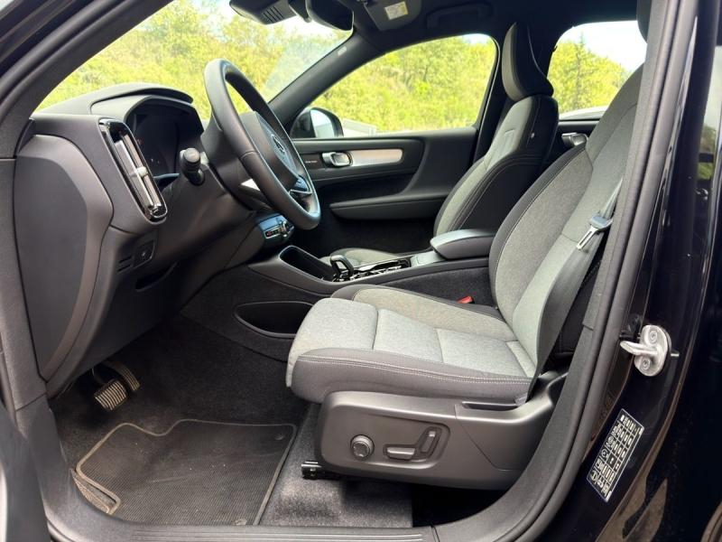 Photo 15 de l’annonce de VOLVO XC40 d’occasion à vendre à AIX-EN-PROVENCE