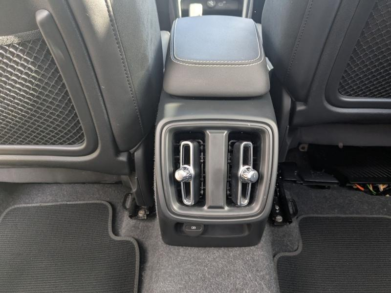 Photo 15 de l’annonce de VOLVO XC40 d’occasion à vendre à AIX-EN-PROVENCE