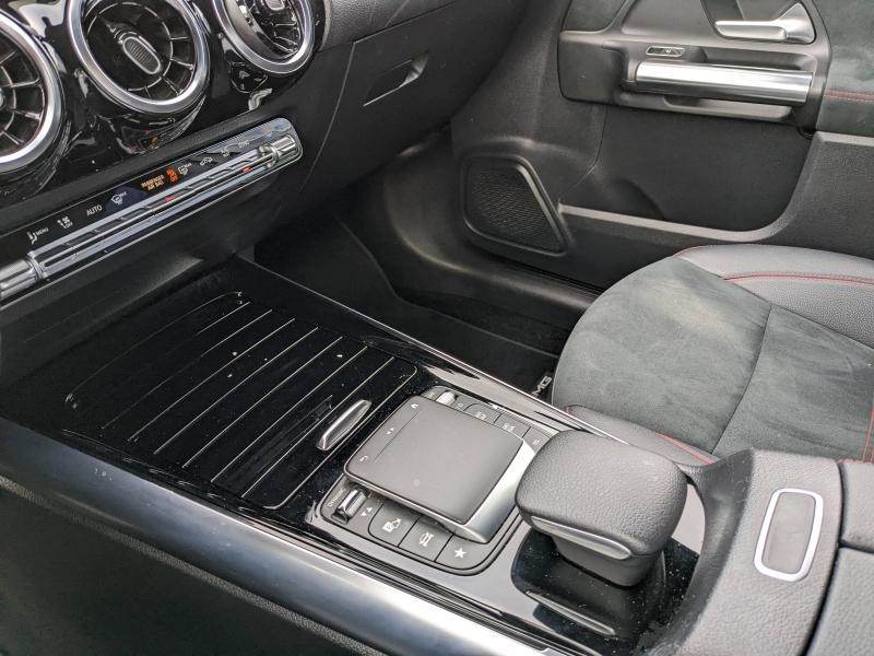 Photo 15 de l’annonce de MERCEDES-BENZ Classe GLA d’occasion à vendre à AVIGNON