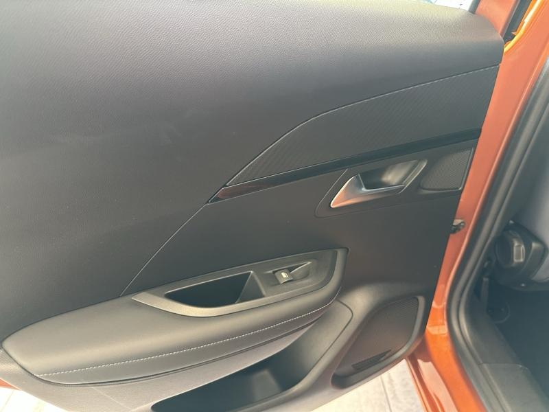 Photo 11 de l’annonce de PEUGEOT 2008 d’occasion à vendre à ORANGE