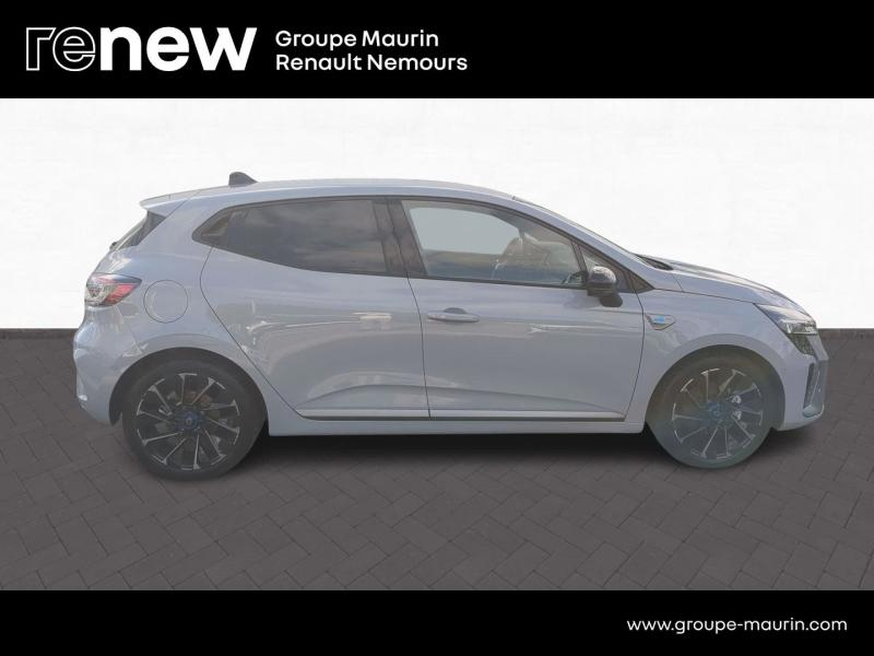 Photo 6 de l’annonce de RENAULT Clio d’occasion à vendre à SAINT PIERRE LES NEMOURS