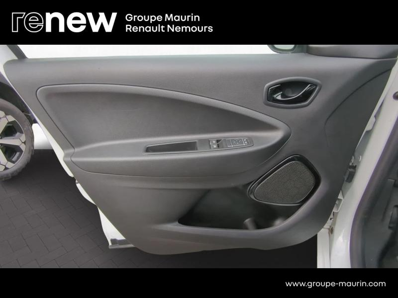 Photo 17 de l’annonce de RENAULT Zoe d’occasion à vendre à SAINT PIERRE LES NEMOURS