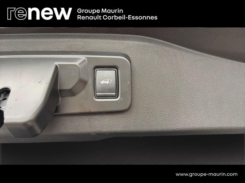 Photo 17 de l’annonce de RENAULT Espace d’occasion à vendre à CORBEIL-ESSONNES