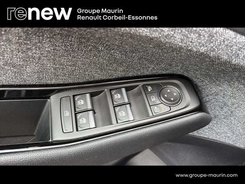Photo 18 de l’annonce de RENAULT Espace d’occasion à vendre à CORBEIL-ESSONNES